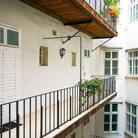 Backpacker Apartment Hofburg Wien Eksteriør billede