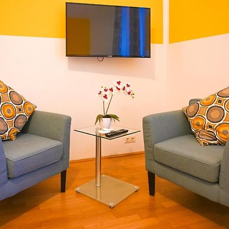 Backpacker Apartment Hofburg Wien Eksteriør billede