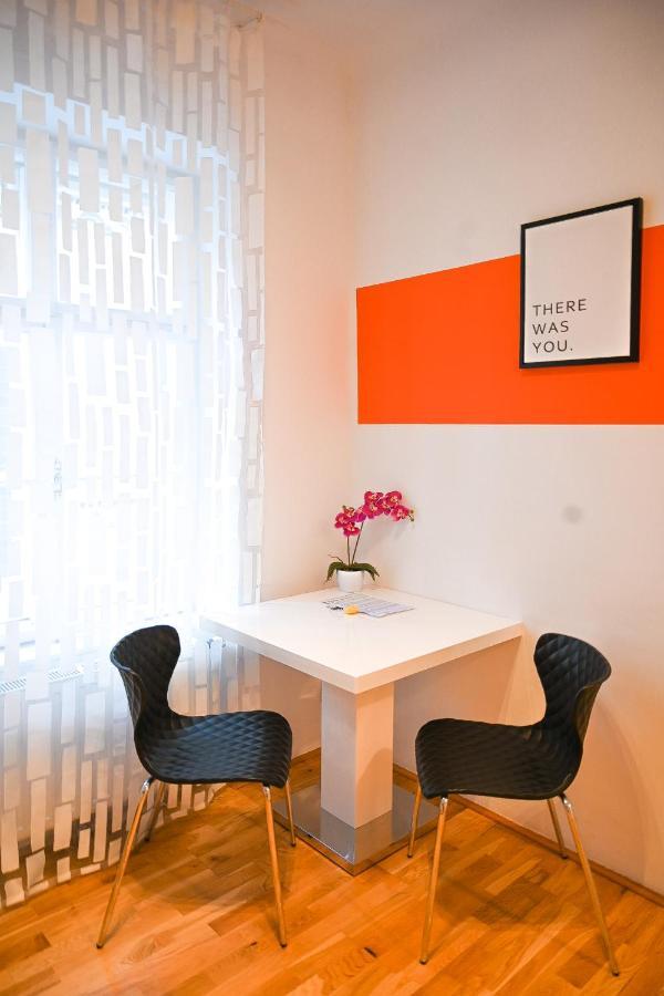 Backpacker Apartment Hofburg Wien Eksteriør billede